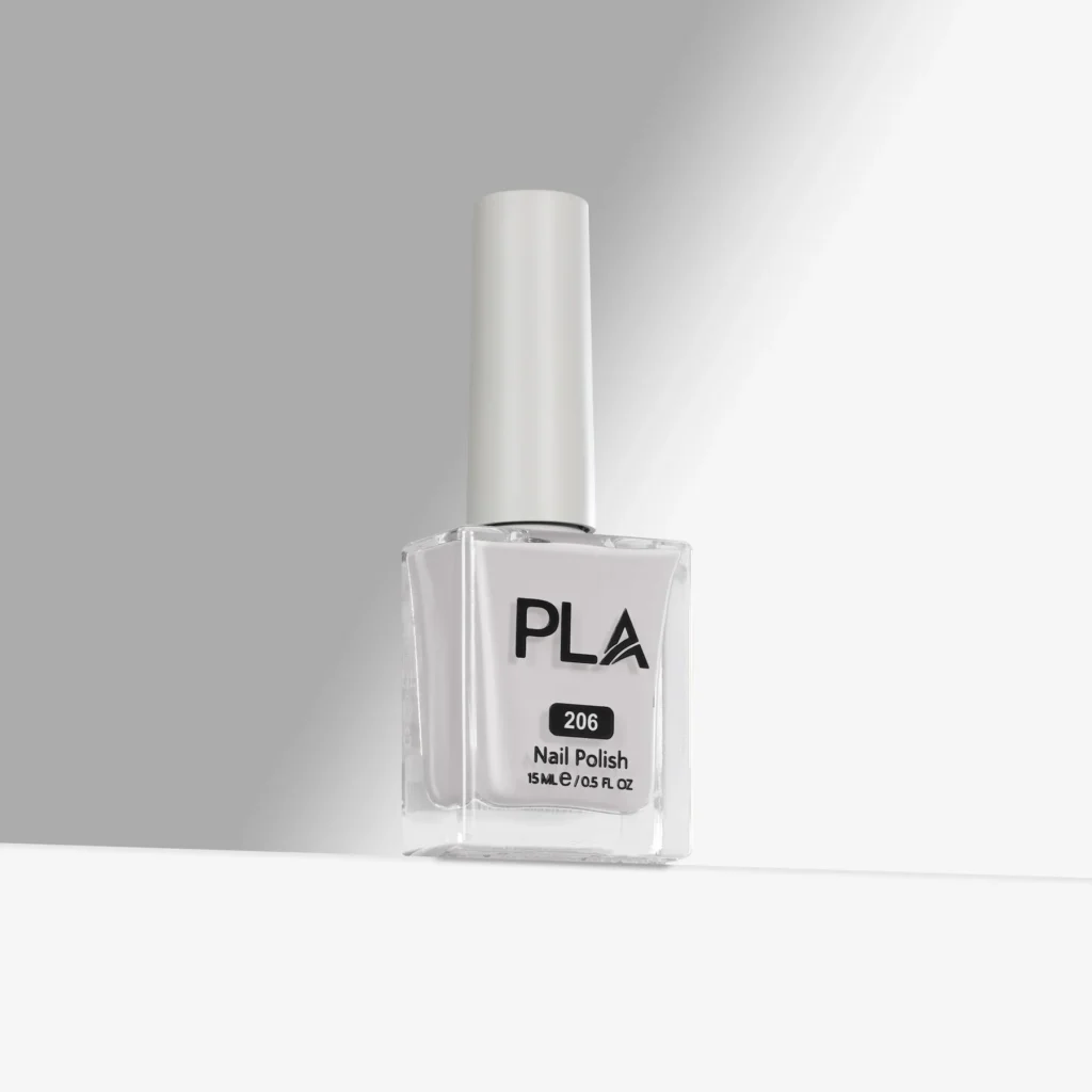lac de unghii alb Blushin' Baby - 206 PLA Nails, oja clasica rezistenta, formula 11 free, finish lucios, pentru manichiura si pedichiura clasica