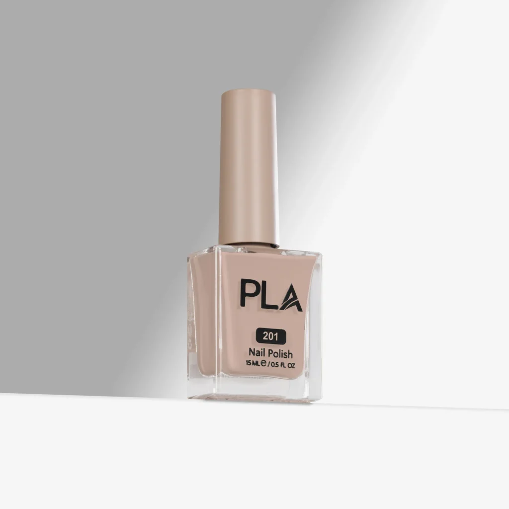 lac de unghii bej translucid Cloud And Clear - 201 PLA Nails, oja clasica rezistenta, formula 11 free, finish lucios, pentru manichiuri si pedichiuri clasice