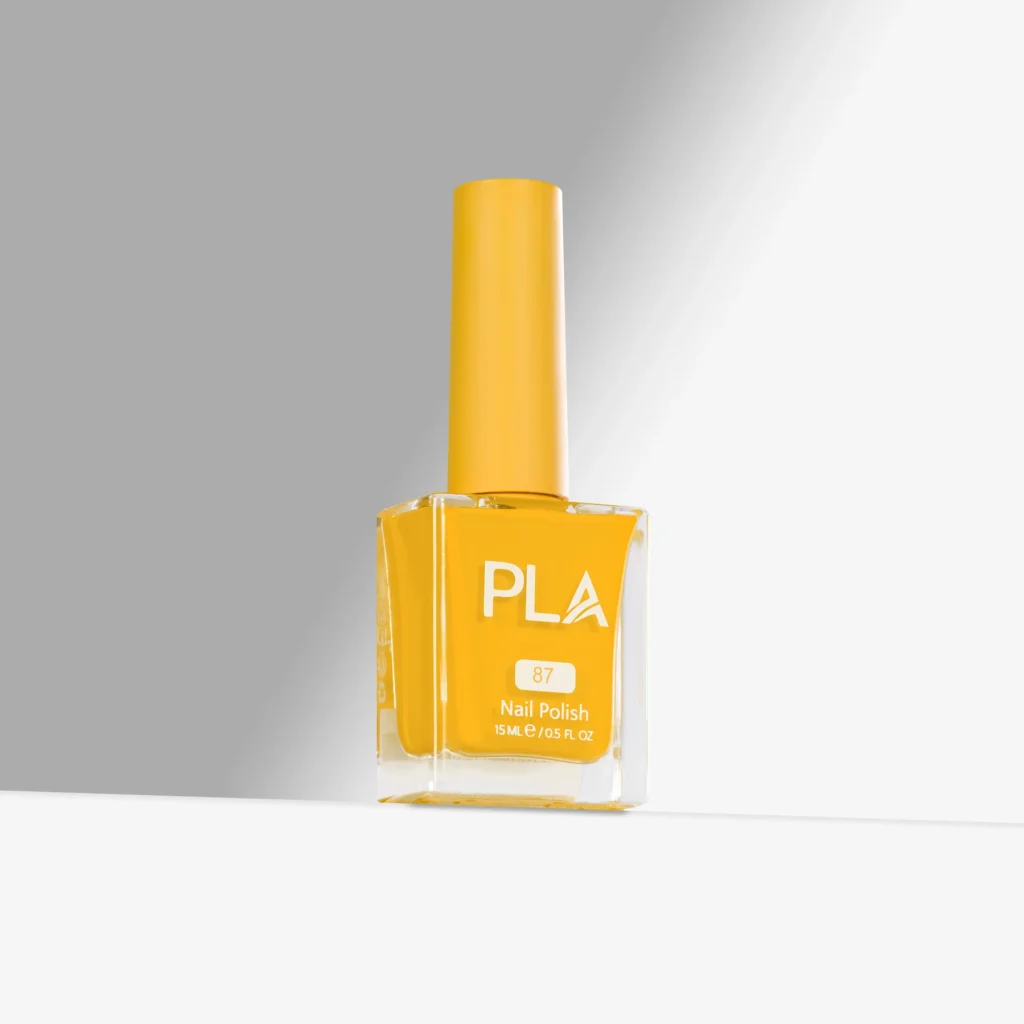 lac de unghii galben intens Sin City - 87, oja clasica PLA rezistenta, formula curata 11 Free, finish lucios, pentru manichiuri si pedichiuri clasice cu uscare la aer