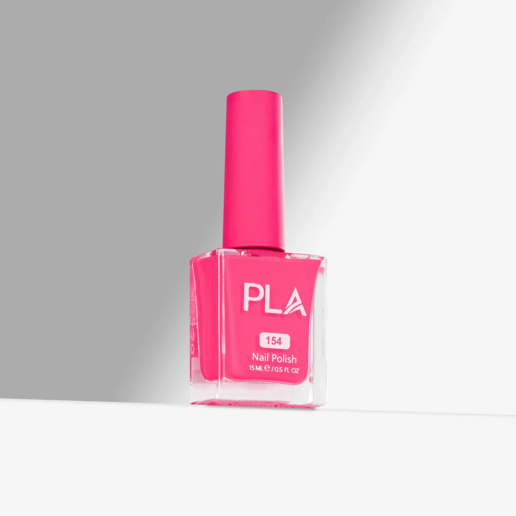 lac de unghii roz neon aprins Make It Rain - 154, oja rezistenta, oja roz, formula curata 11 Free de la PLA Nails, finish lucios, pentru manichiuri si pedichiuri cu uscare la aer
