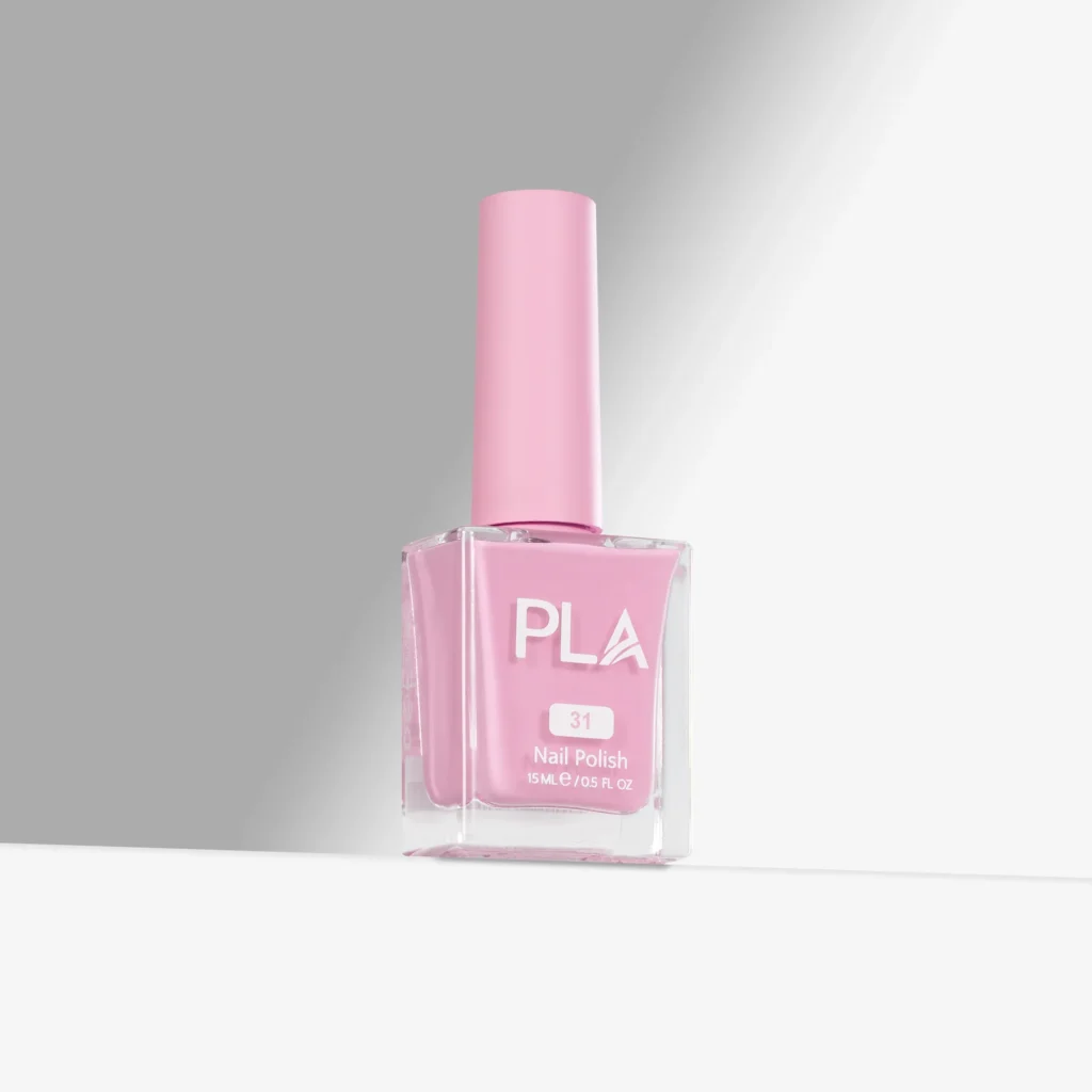 lac de unghii roz pastel Gram Gram's Rose Garden - 31, oja clasica rezistenta, cu formula curata 11 Free de la PLA Nails, finish lucios, pentru manichiuri si pedichiuri cu uscare la aer fara lampa UV