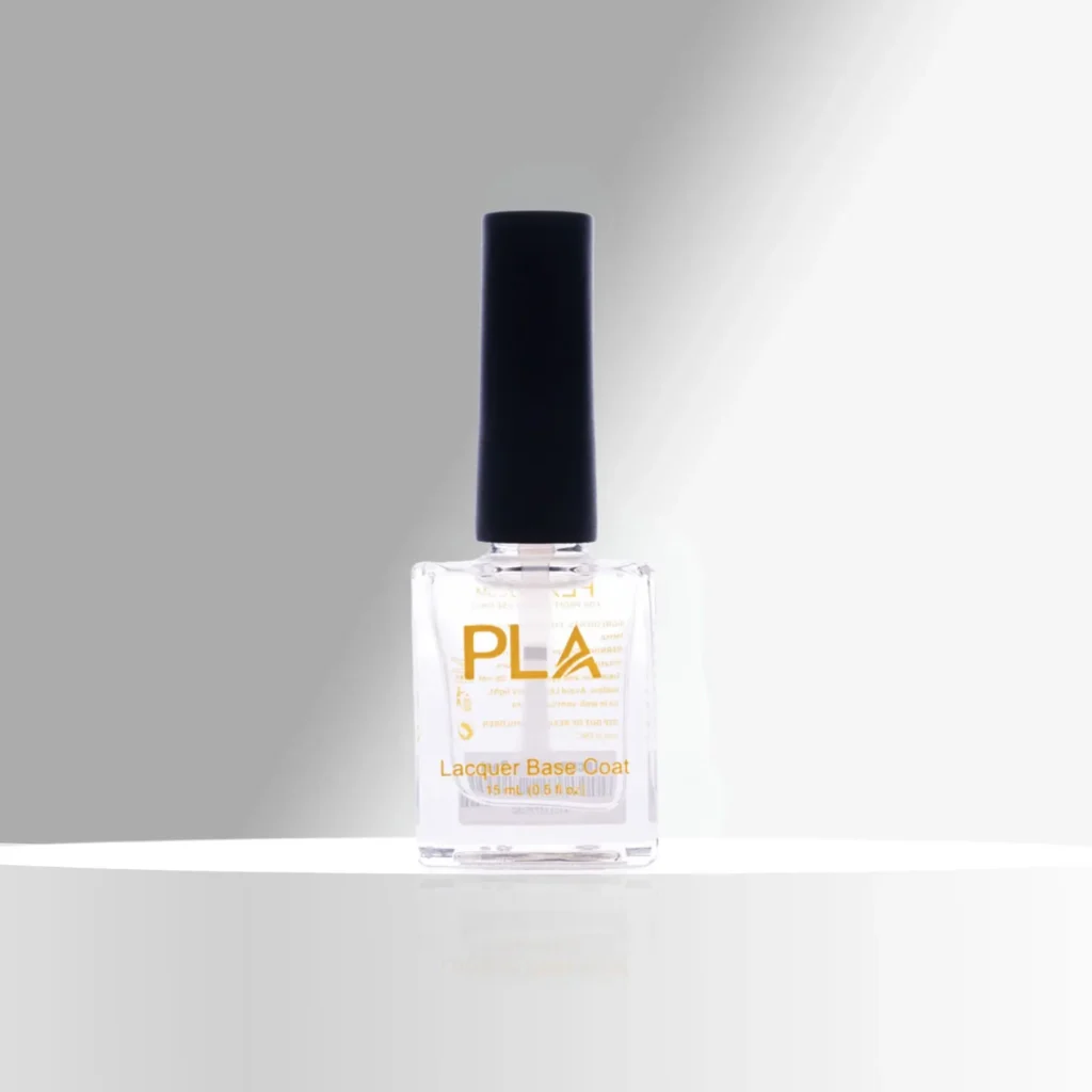 base coat lac unghii de la PLA Nails este baza perfecta pentru protejarea unghiei, cu uscare la aer, pentru manichiura clasica