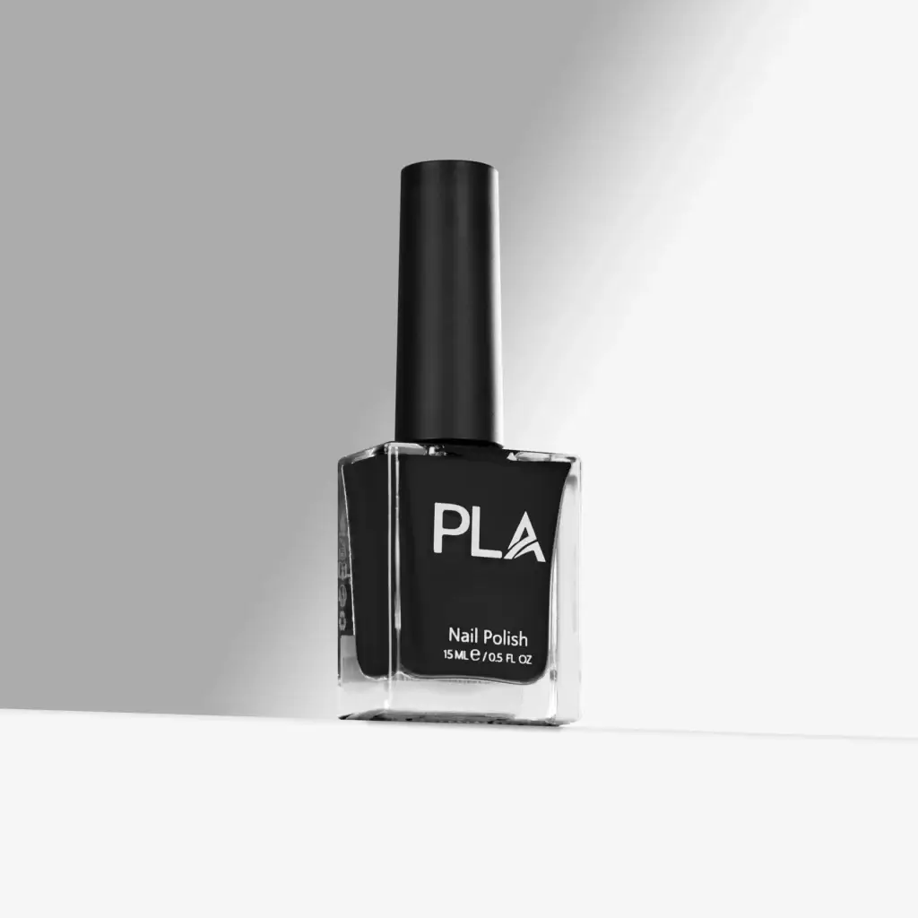 Lac de unghii negru Jet Black PLA, oja neagra rezistenta si formula curata PLA 11 free