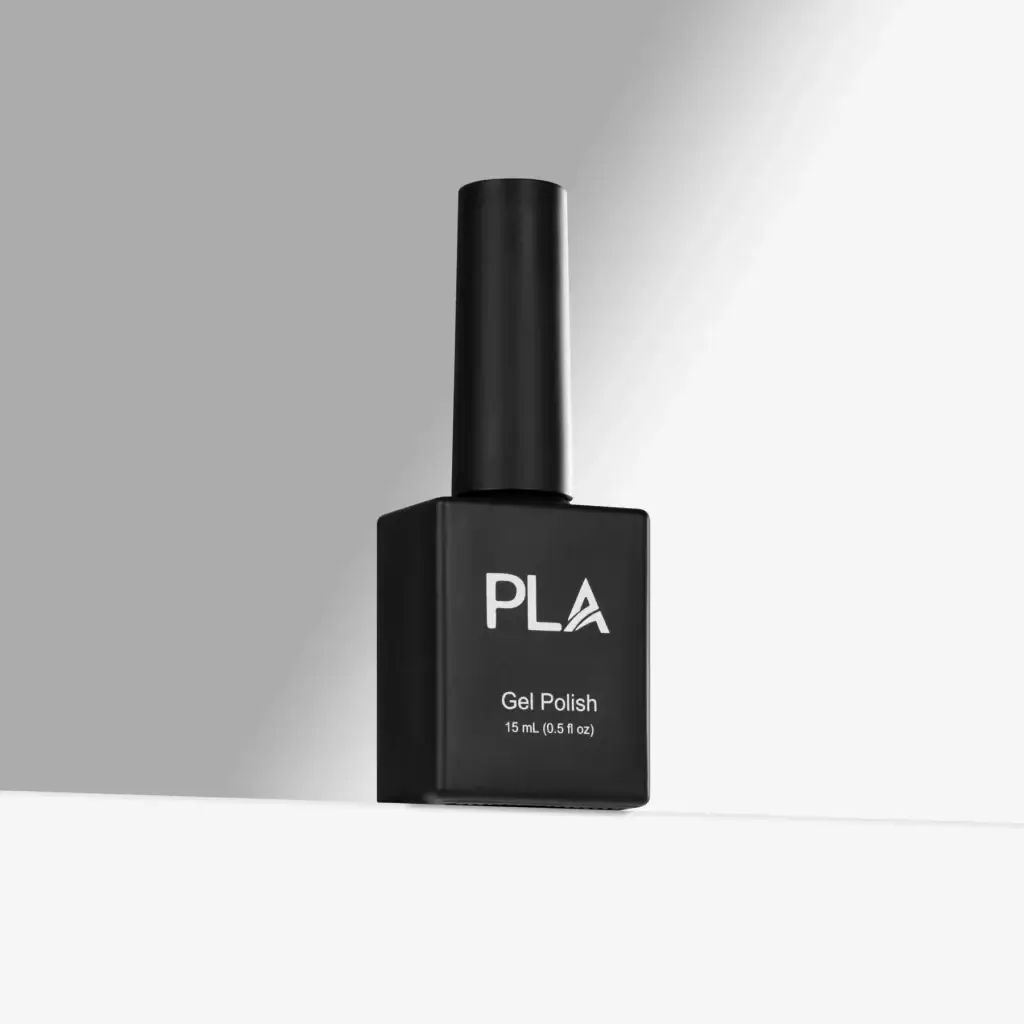 oja semipermanenta negru Jet Black PLA Nails rezistenta, formula curata 11-free si intens pigmentata
